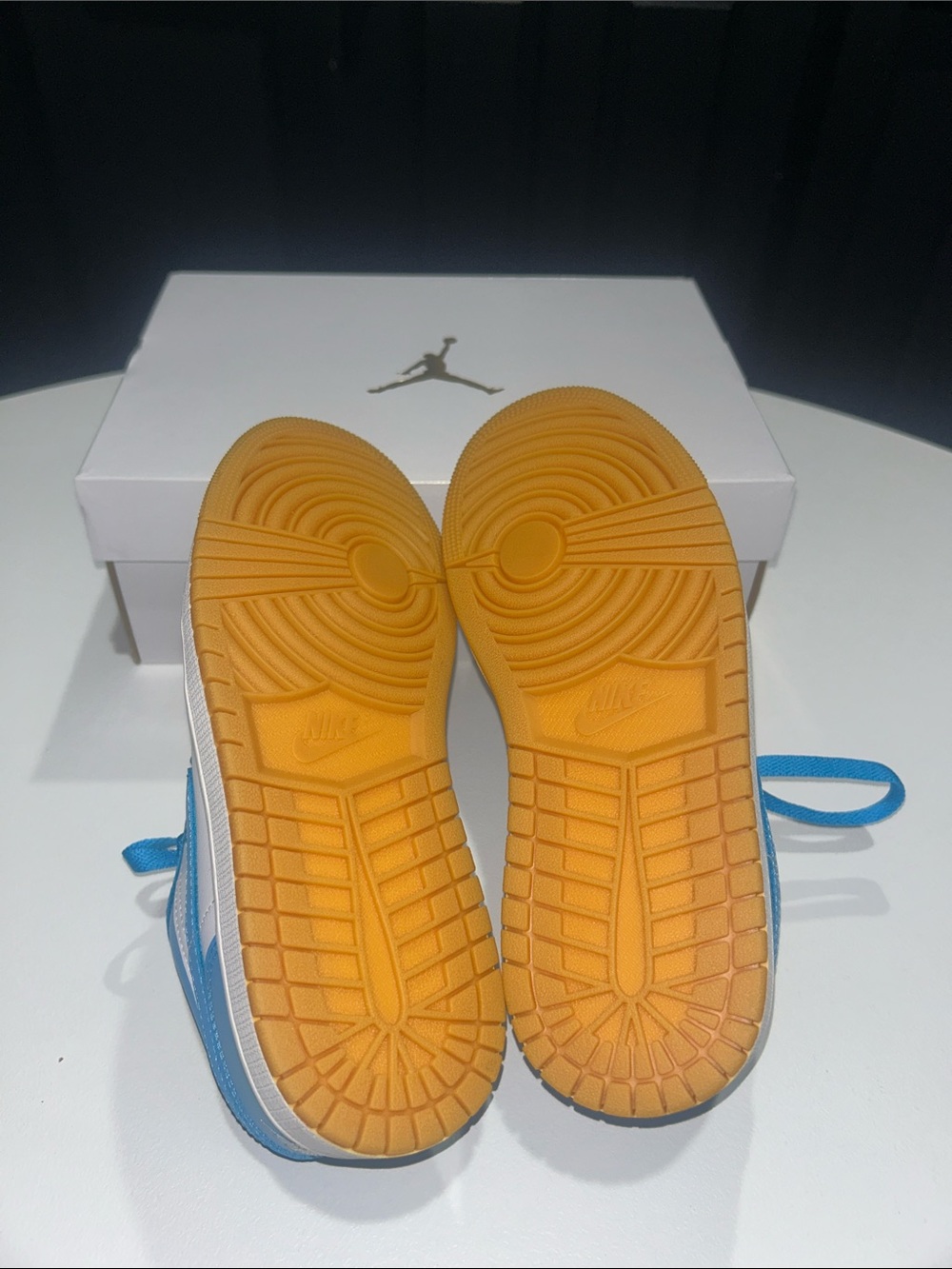 Jordan 1 Low “White Gum Light Brown Dark Powder Blue” Women’s Size 7 - Picture 7 of 12